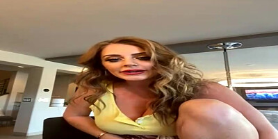 Buxomy dark-haired cougar, Savannah Watson is railing arock rigid manhood in the living bedroom