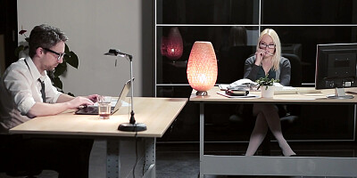 Lola Taylor fucking at the office in thigh high stockings