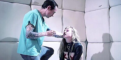 Goth teen 18+ Ivy Wolfe is in desperate need of orgasming
