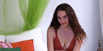 All natural MILF model exposed hot body