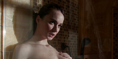 Classy girl shows an amazing dick-sucking skills on that pecker