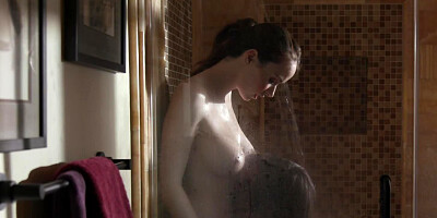 Classy girl shows an amazing dick-sucking skills on that pecker