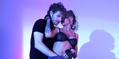 Sex with perfect MILF Jessa Rhodes and facial