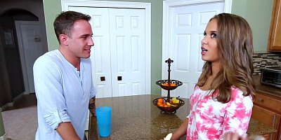 Petite babe got fucked in the kitchen