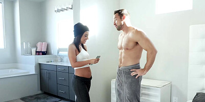 Amara Romani want a baby from her stepdaddy