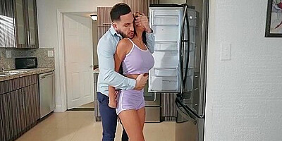 Wants To Tie Her Up And Make Her Feel Good 12 Min With Camila Cortez And Peter Green