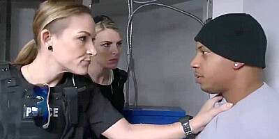 Milf hotel Purse Snatcher Learns A Lescrony&amp,#039,s Step son