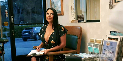 Angela White always heads to drill Donnie in his dentist office, it senses so crazy doing it