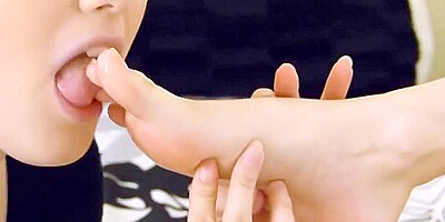 Lesbian Couple Worship Each Other Feet