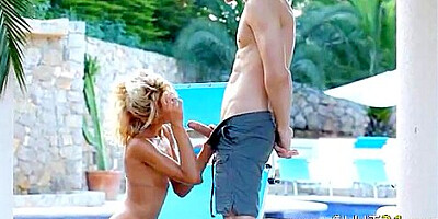 Superskinny blonde woman fucking hard