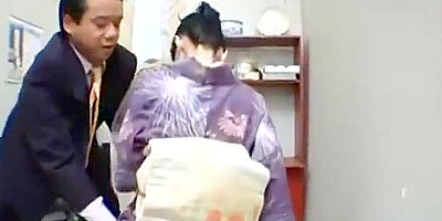 Milf In Kimono Getting Her Hairy Pussy Licked Fucked Creampie On The Desk I