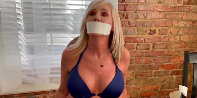 Good-Sized boobed dark-haired luvs to have lovemaking early in the morning, or at least to deep-throat knob