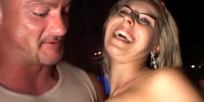 Euro superb booty gets banged outside, on webcam