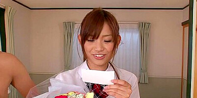 Assfucked Asian Shows Her Creampie