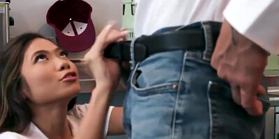 vina sky scott nails - the greatest