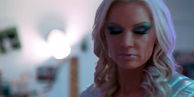 Cadence Lux and Serena Blair have sex with an alien MILF