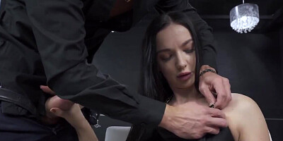 Amazing brunette babe sucks that hard cock after being licked