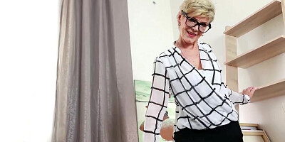 Granny with a hot body is going to give him a sloppy BJ
