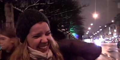 Tits show and blowjob in a cafe