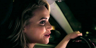 Curvy girls Cassidy Klein and Mia Malkova explore their lesbian side