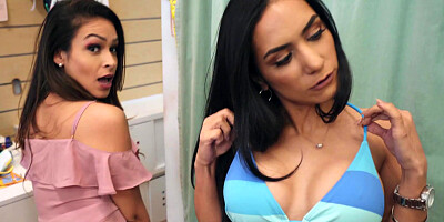 Tia Cyrus and Katana Kombat take turns getting their snatches drilled