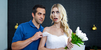 Blonde nympho Jill Kassidy gets pleasantly fucked in bed