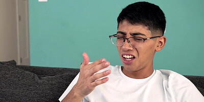 Petite Chloe Temple seduced her stepbrother for passionate sex