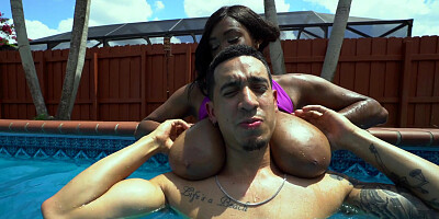 Ebony beauty got fucked from the back