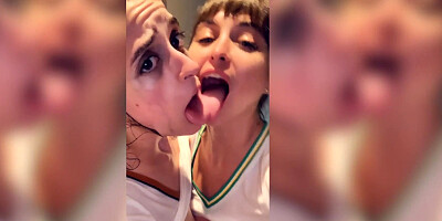 Abbie Maley and Riley Reid friends fool around in the shower