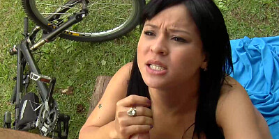Curvy Juliana Almeida got her asshole drilled in the nature