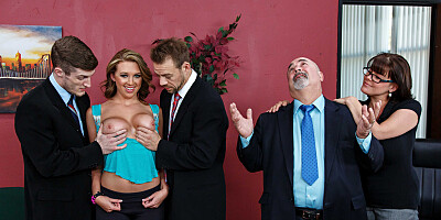 Brooke Wylde pleasures two horny studs at the same time