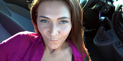 Hot brunette babes decided to try car sex
