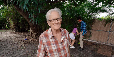 Horny slut Violet Gems pleases long-haired dude outdoors