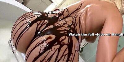 BANGBROS - Anikka Albrite In A Tub Full Of White Milk, Sucking And Fucking