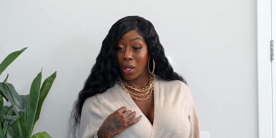 Jane Wilde and Ebony Mystique get massaged by Air Thugger