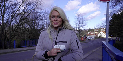 British babe Gina Varney gives her holes for cash