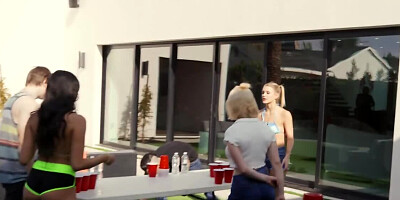 Horny girl needs quick work on her pussy during BBQ