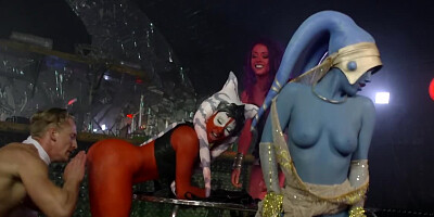 Star Wars cosplay sex party with three hot chicks and two studs