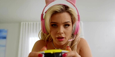 Wife cures the blonde girl's gaming addiction with hot sex