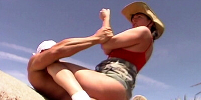 Thick lady Devinn Lane drops her panties