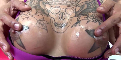 Colombian teen Mara fucking & taking a pussy cumshot at a tattoo parlor