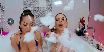 Karlee Grey and Keisha Grey tease the cameras with their mouth-watering bodies