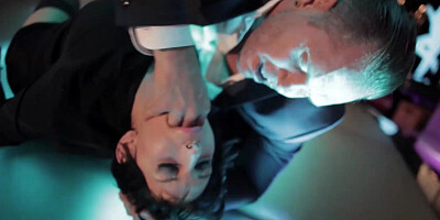 Elegant Soraya Wells fucked at a stylish strip club