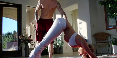 Mia Malkova likes her yoga teacher