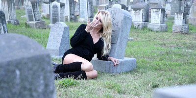 MILF Jessica Drake masturbates in the cemetery