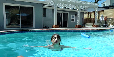 Adorable Liv Wild gives a pool blowjob and gets a load