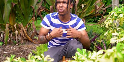 Asian Tokyo Lynn caught Lil D spying on her