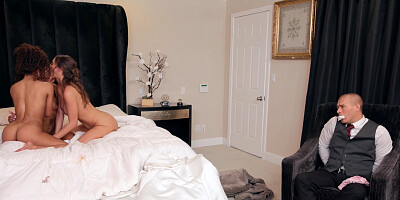 Scarlit Scandal, Demi Sutra and Desiree Dulce lick pussies in front of the groom