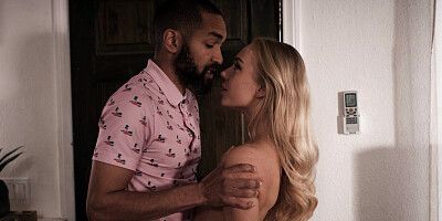 Braylin Bailey gets eaten out and screwed by bearded black stud