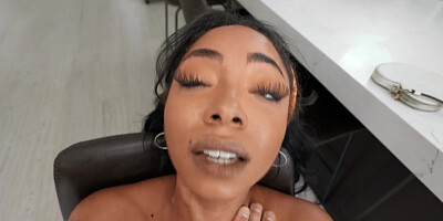 Cali Caliente gets her trimmed twat drilled in POV